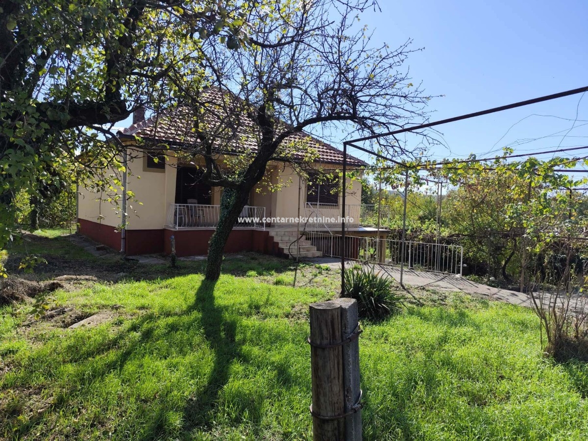 Prodaja, kuća 112m2, Spuž, Danilovgrad